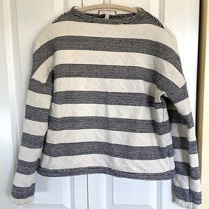Sweater, great fabric, navy and white
